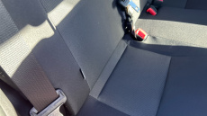 Toyota Yaris 1.33 VVT-i Design 5dr Petrol Hatchback